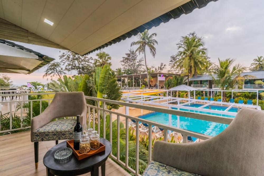 Foxoso La Beach Resort & Spa 올드 고아 외부 사진